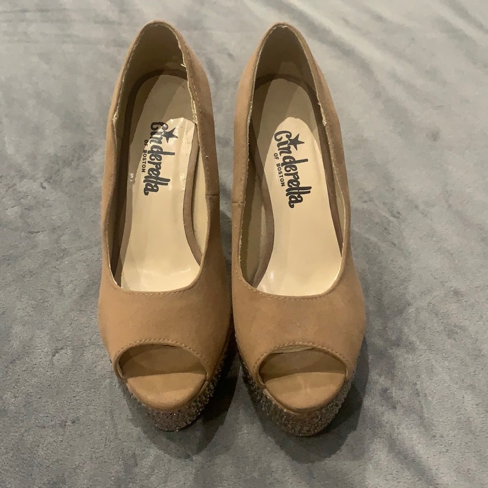 Cinderella Of Boston Open Toe Pump SIZE 3 1/2